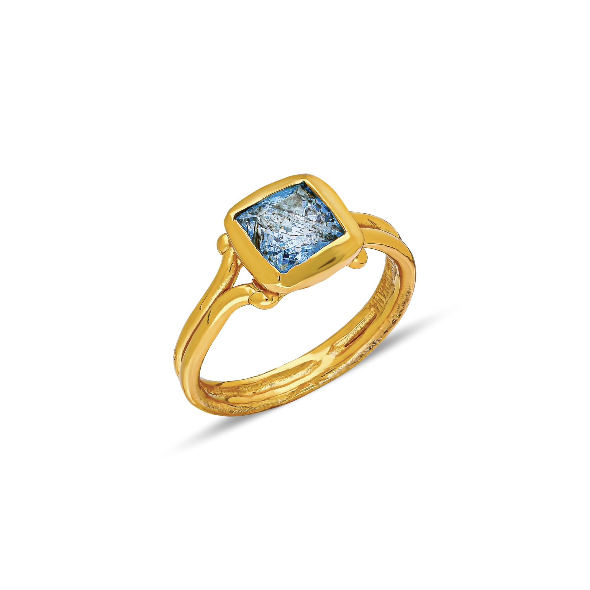 THE BLUE BEAUTY RING