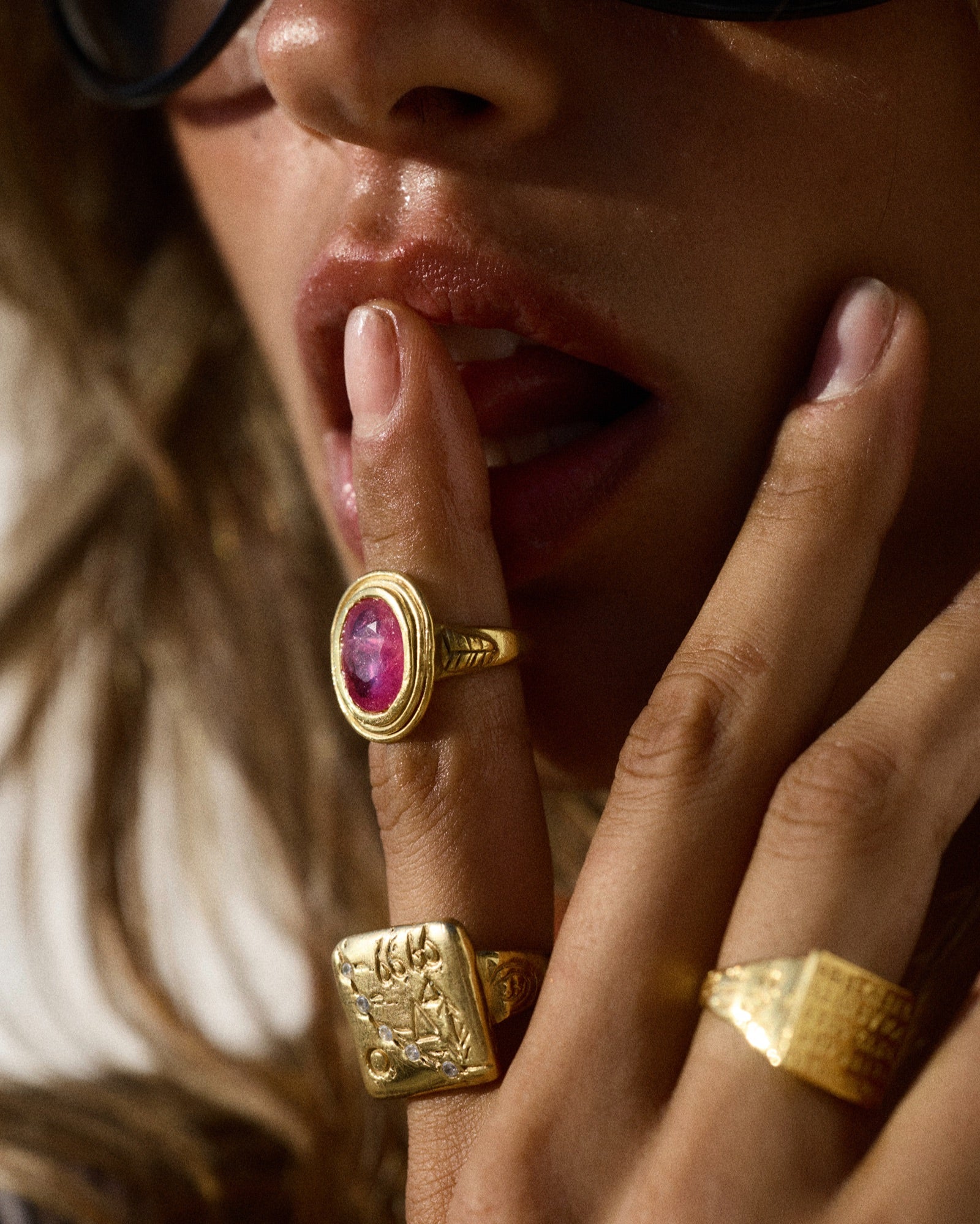 THE ROSEUS RING