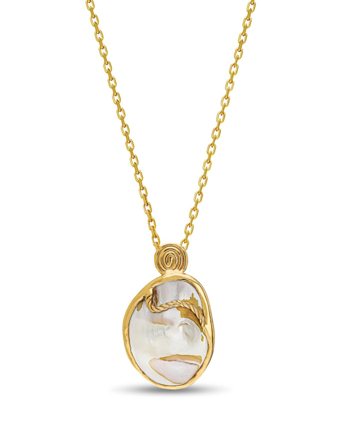 THE ARAGONITE NECKLACE