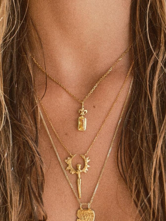 THE FLEUR DE LYS CHARM