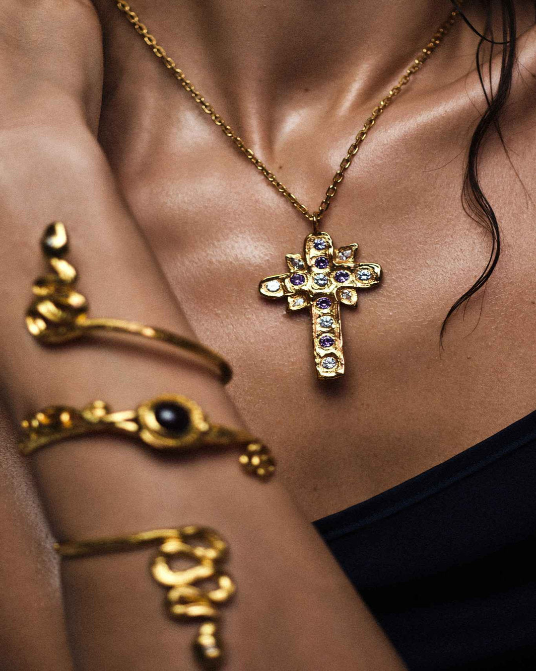 THE ASTERA CROSS