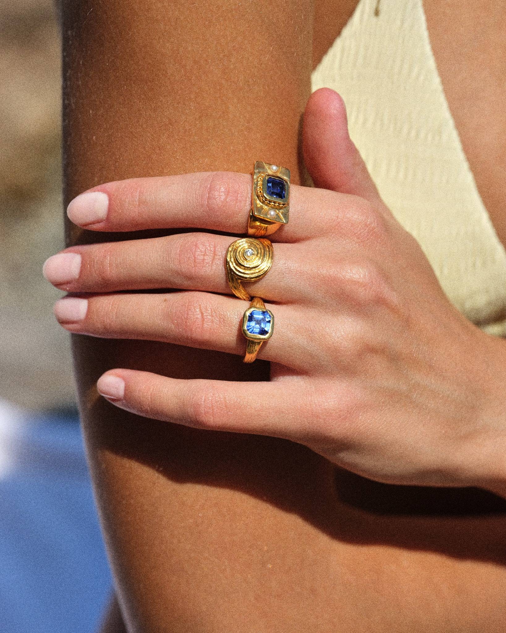 THE SPIRALE RING