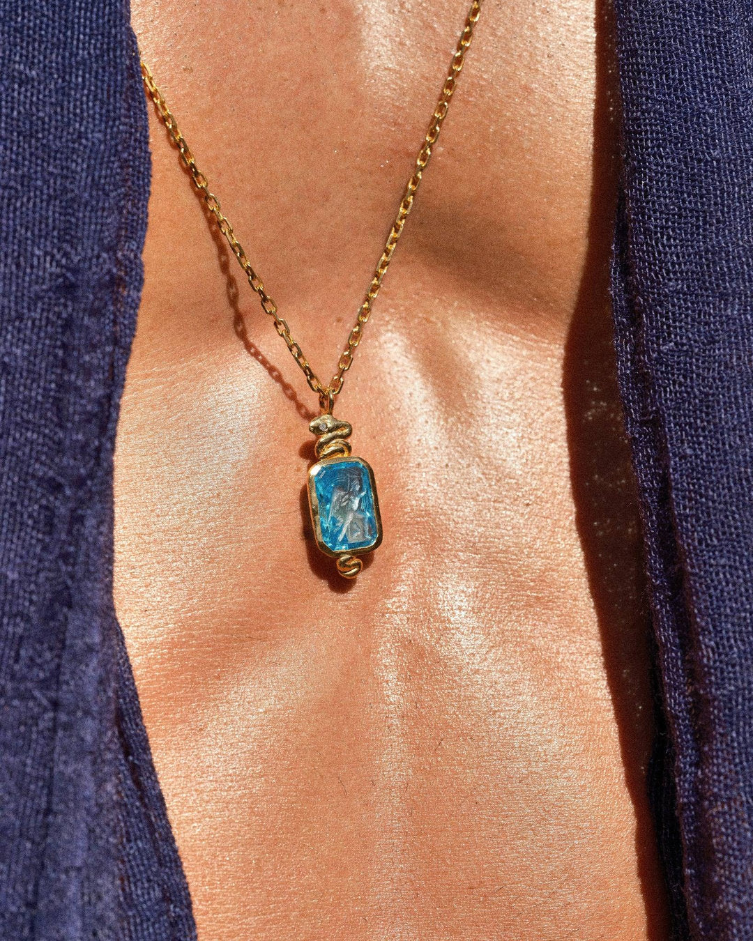 THE DIKTYNNA NECKLACE