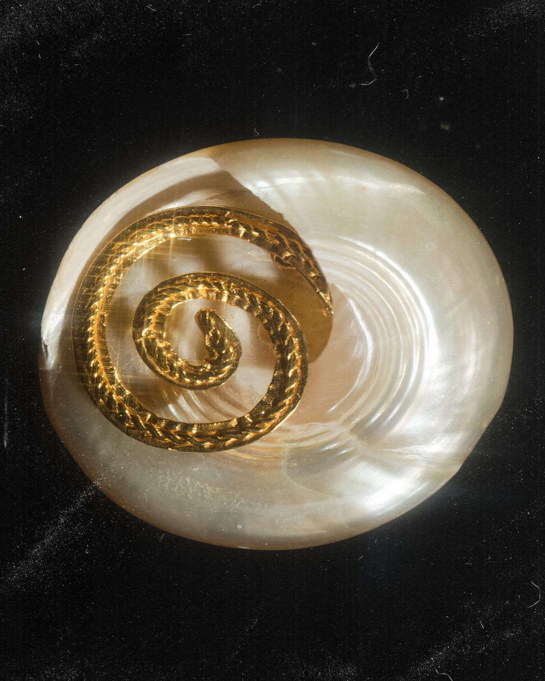 THE ELISSOS EARRINGS