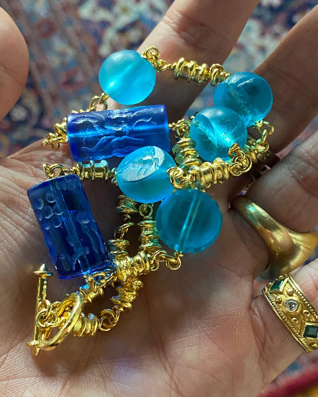 THE ETRUSCAN NECKLACE