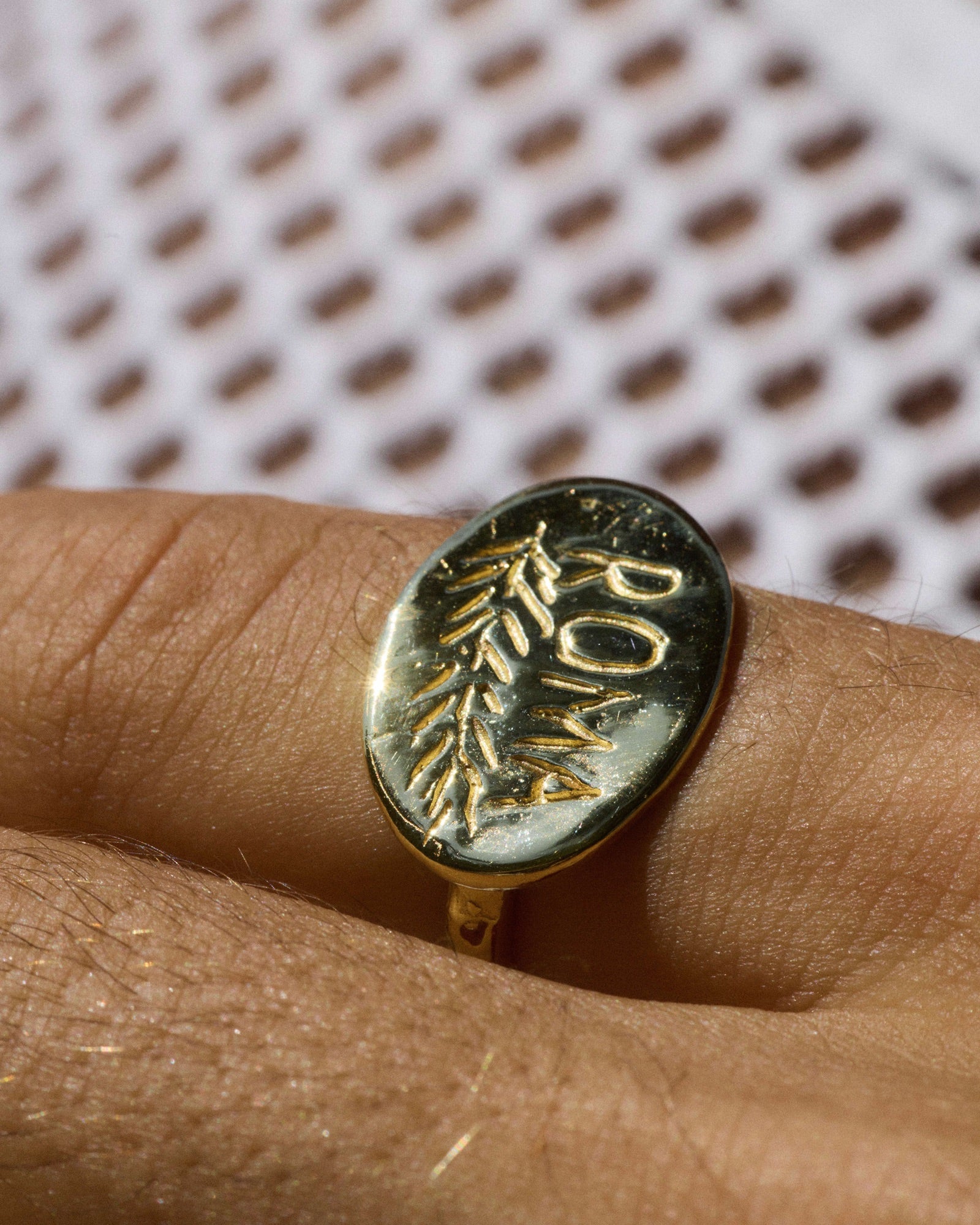 THE ROMA RING