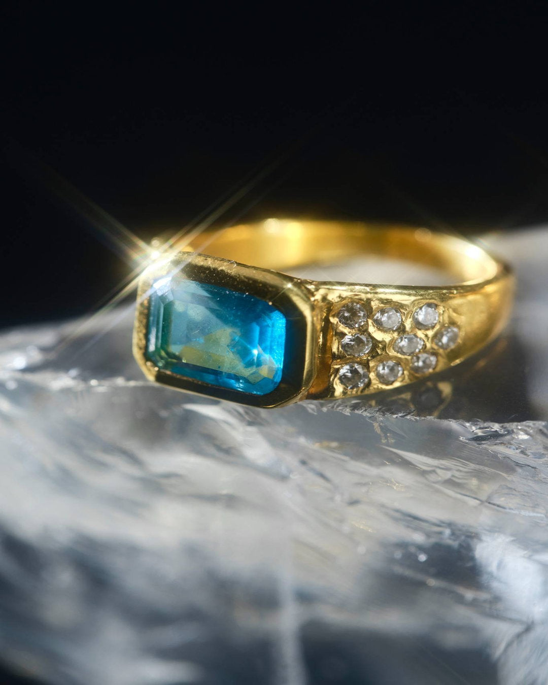THE PISCINE RING