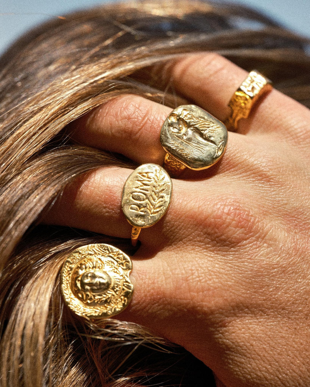 THE ROMA RING