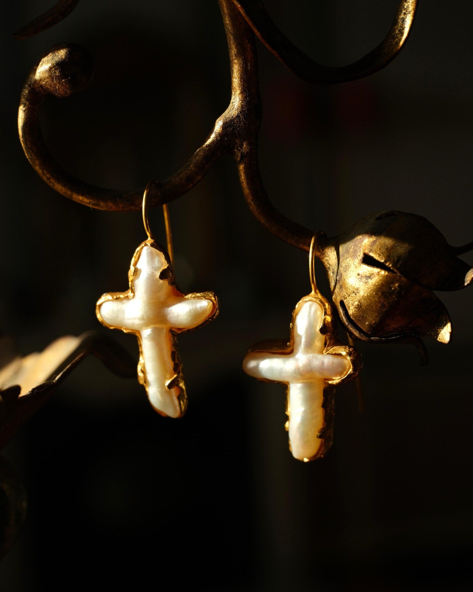 THE GALATEA EARRINGS