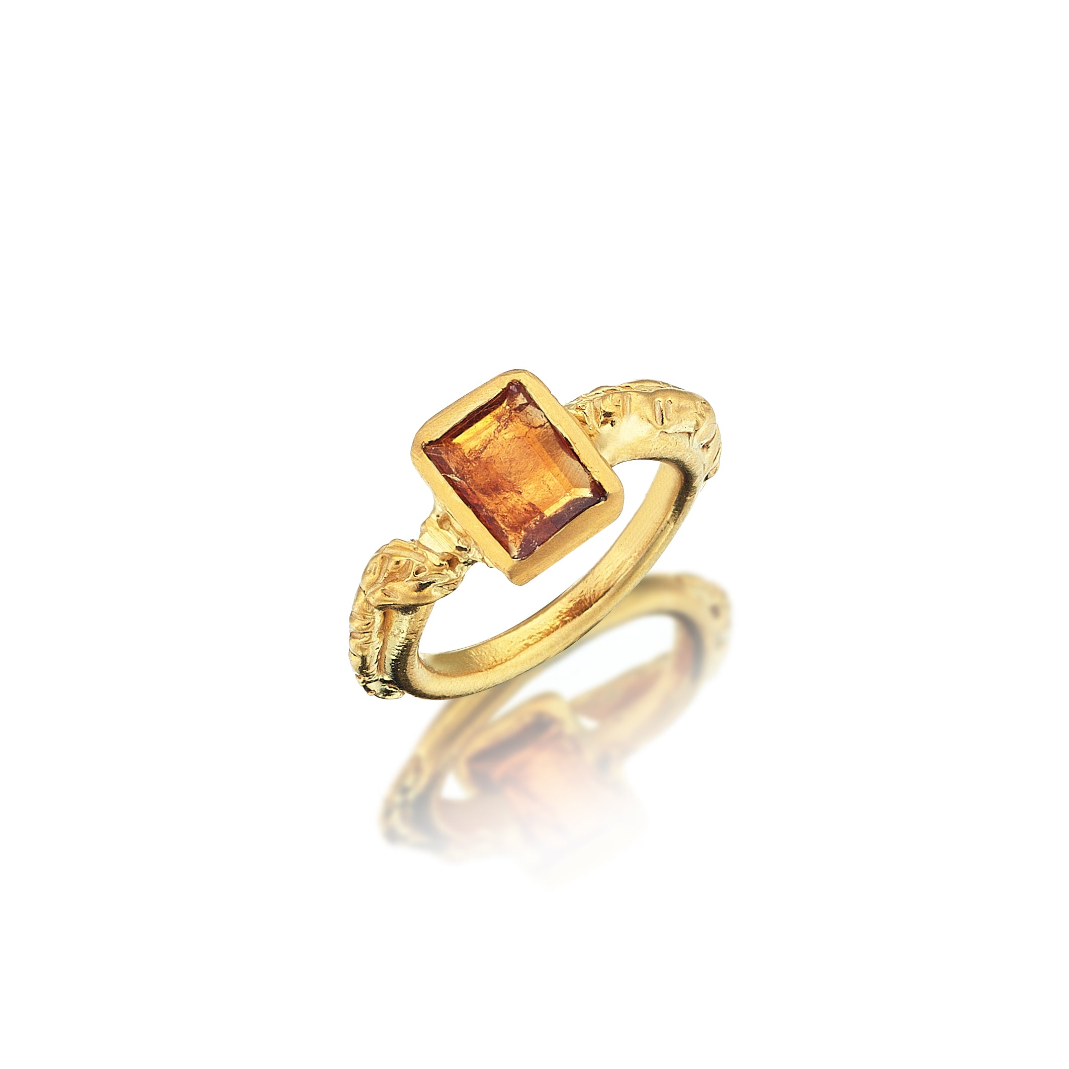 THE LIVIA RING