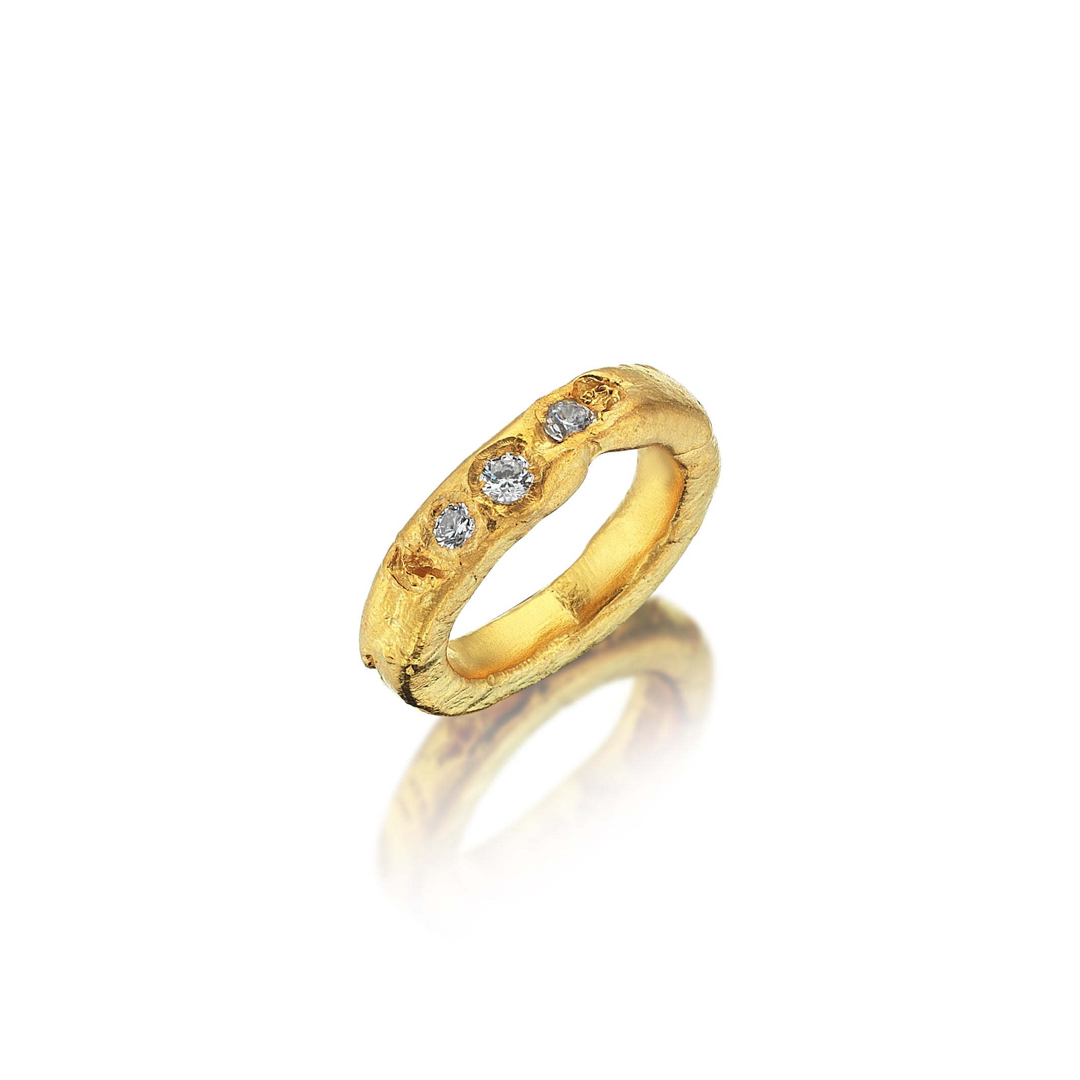 THE TRIPLE GEM RING