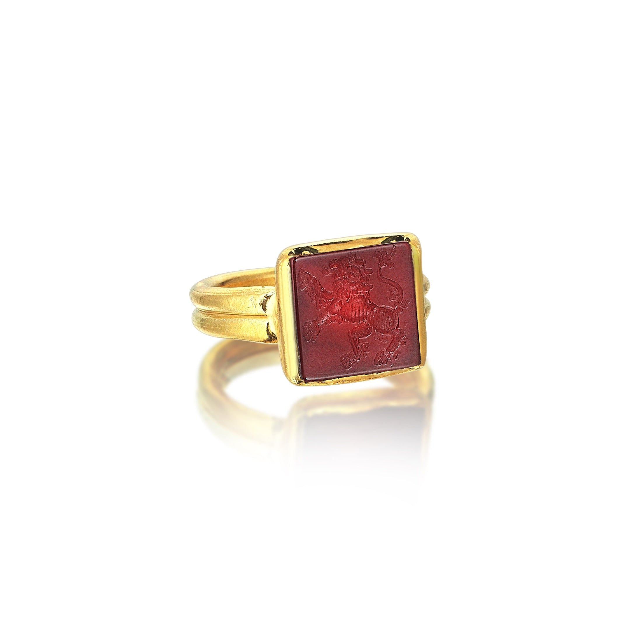THE CAVALIERI RING