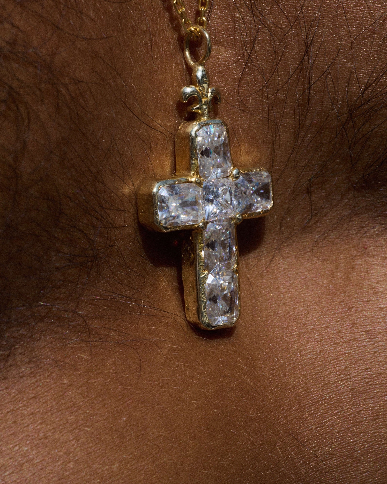 THE DIAMANTE CROSS