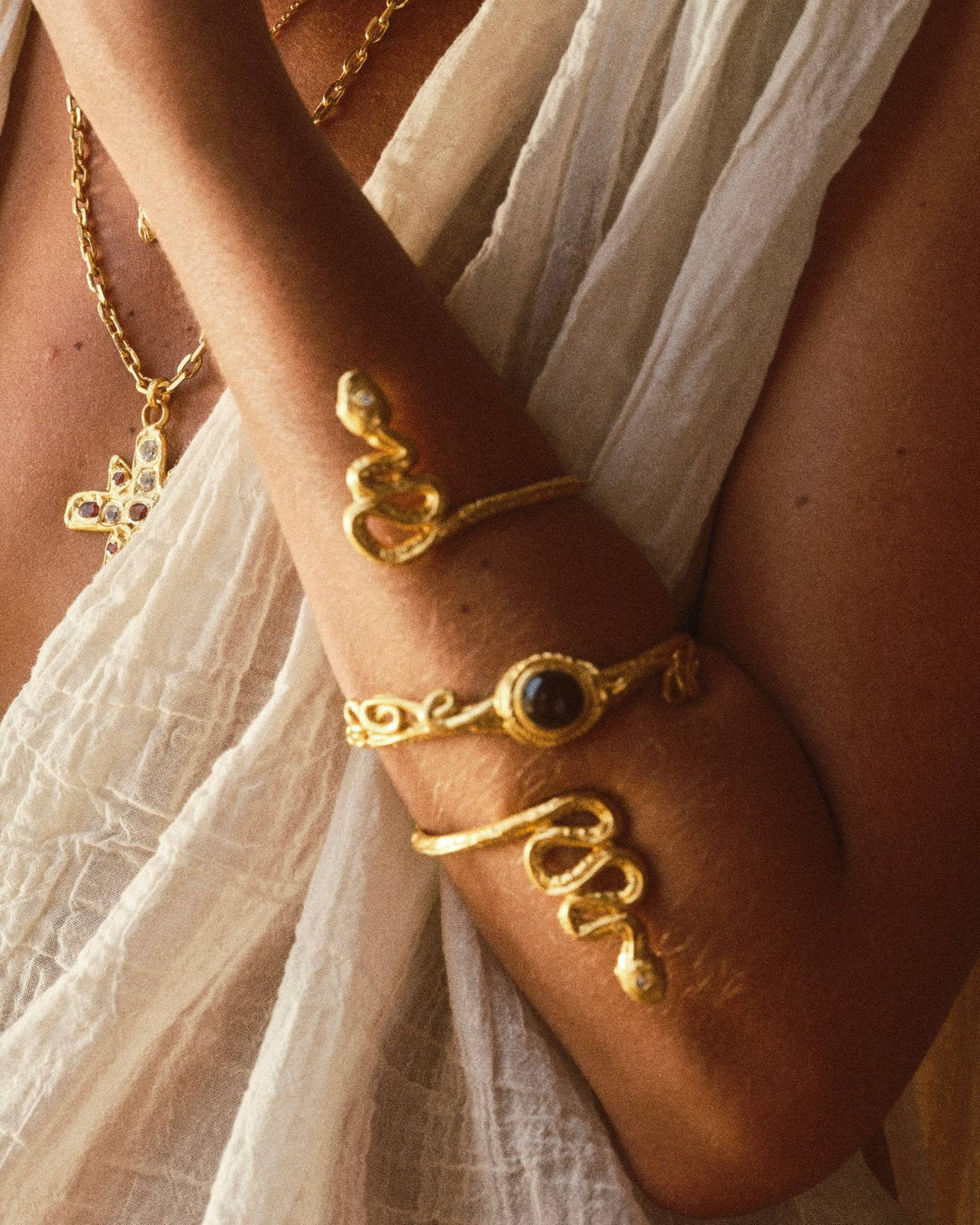 THE COBRA BANGLE