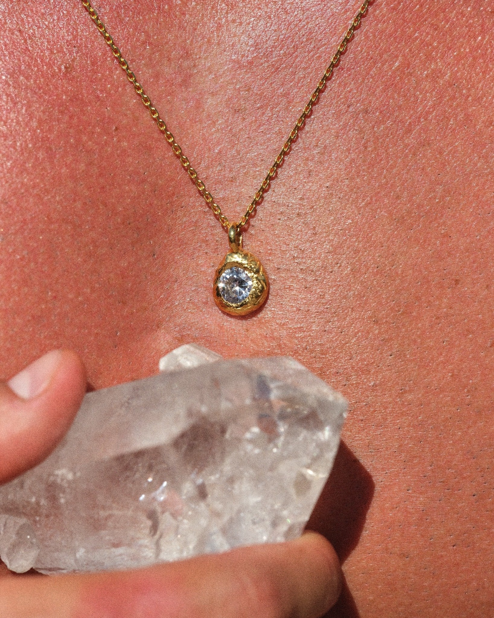 THE COMET NECKLACE
