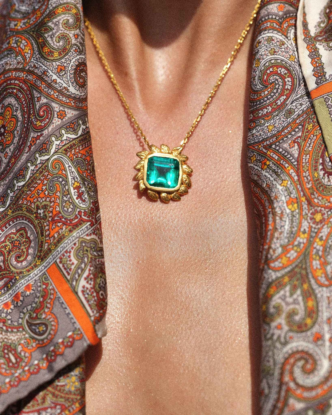 THE DAPHNE NECKLACE