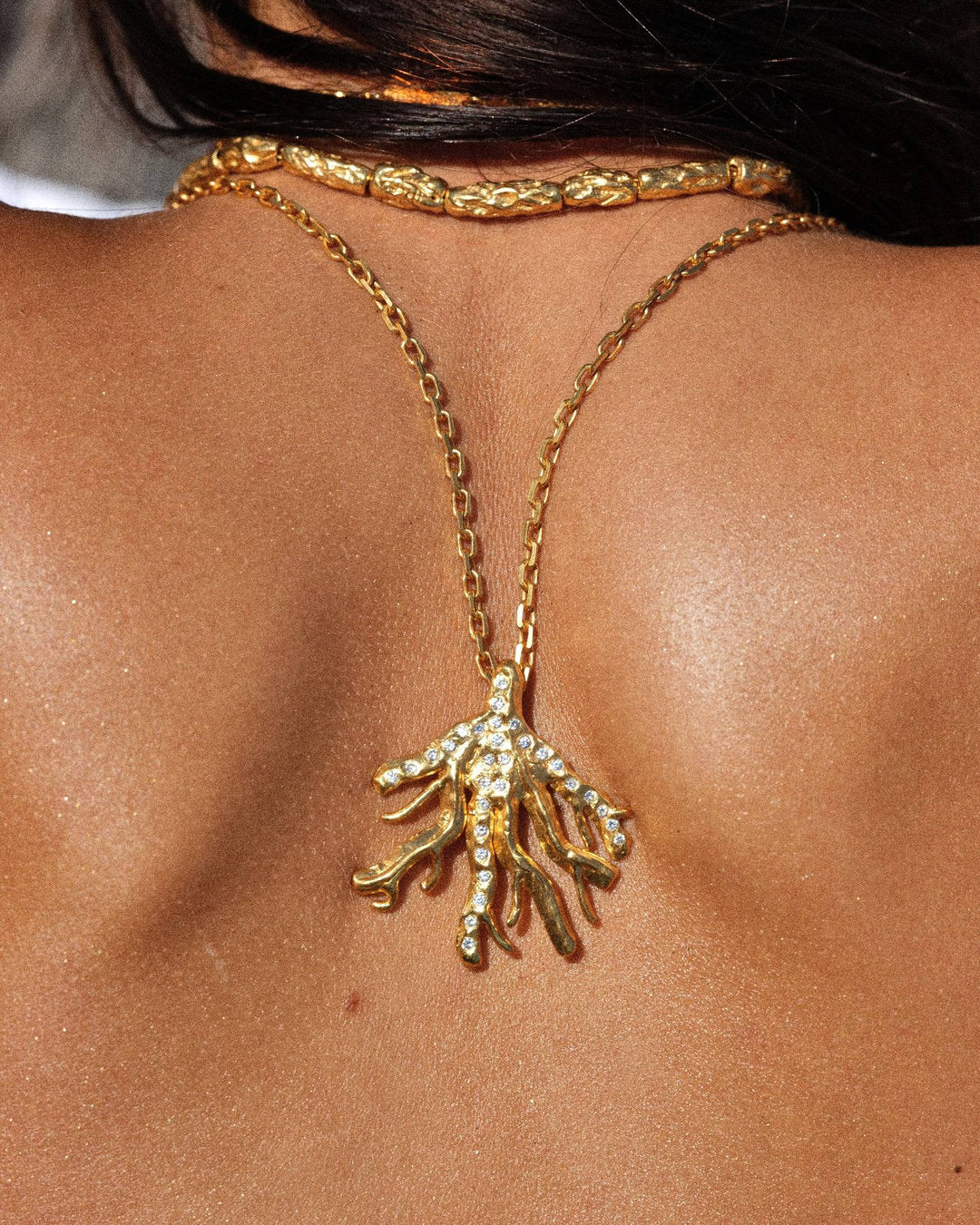 THE ROYAL CHORAL NECKLACE