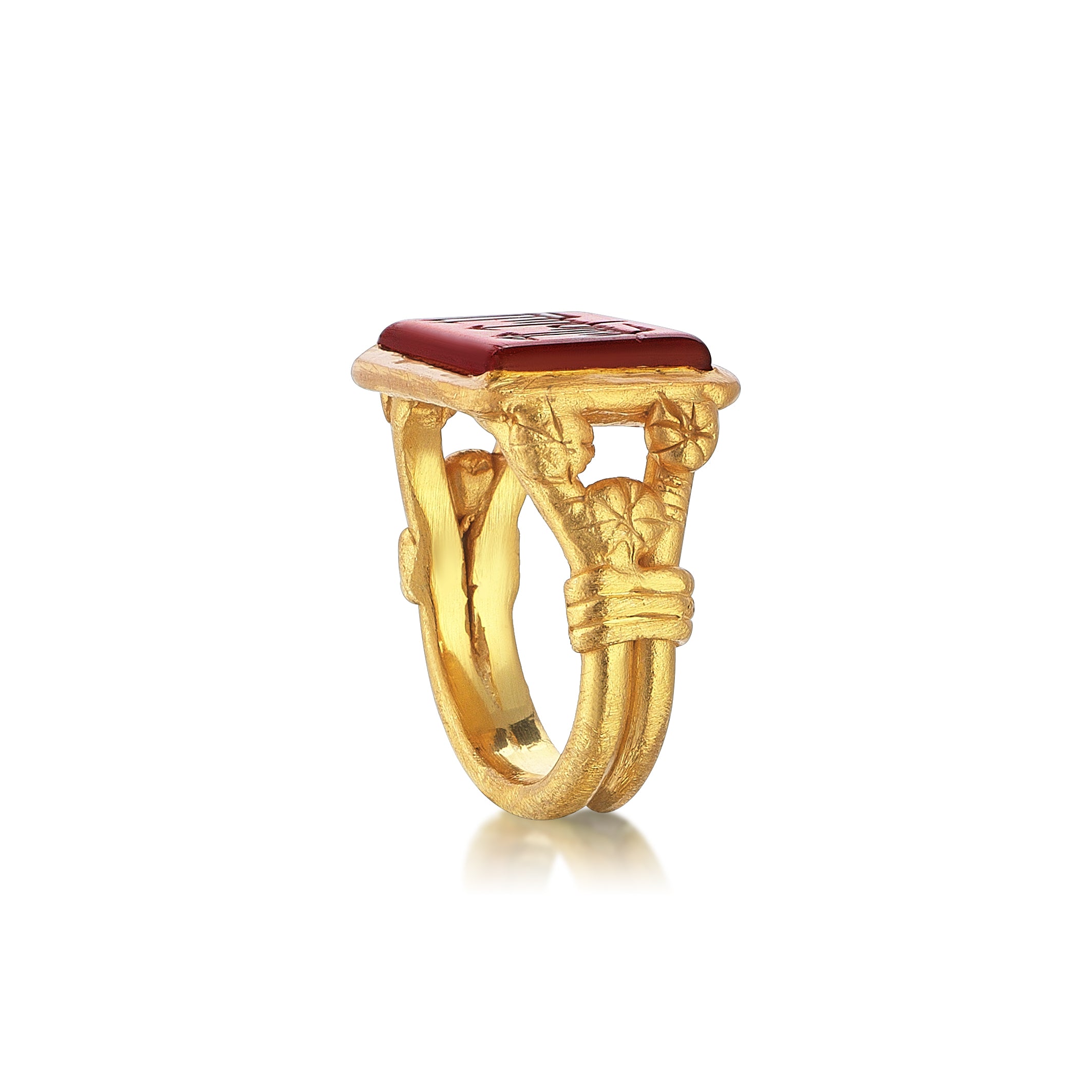 The Kufic Ring